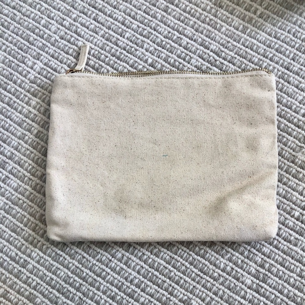 Love You More Pouch - Picture 2 of 4